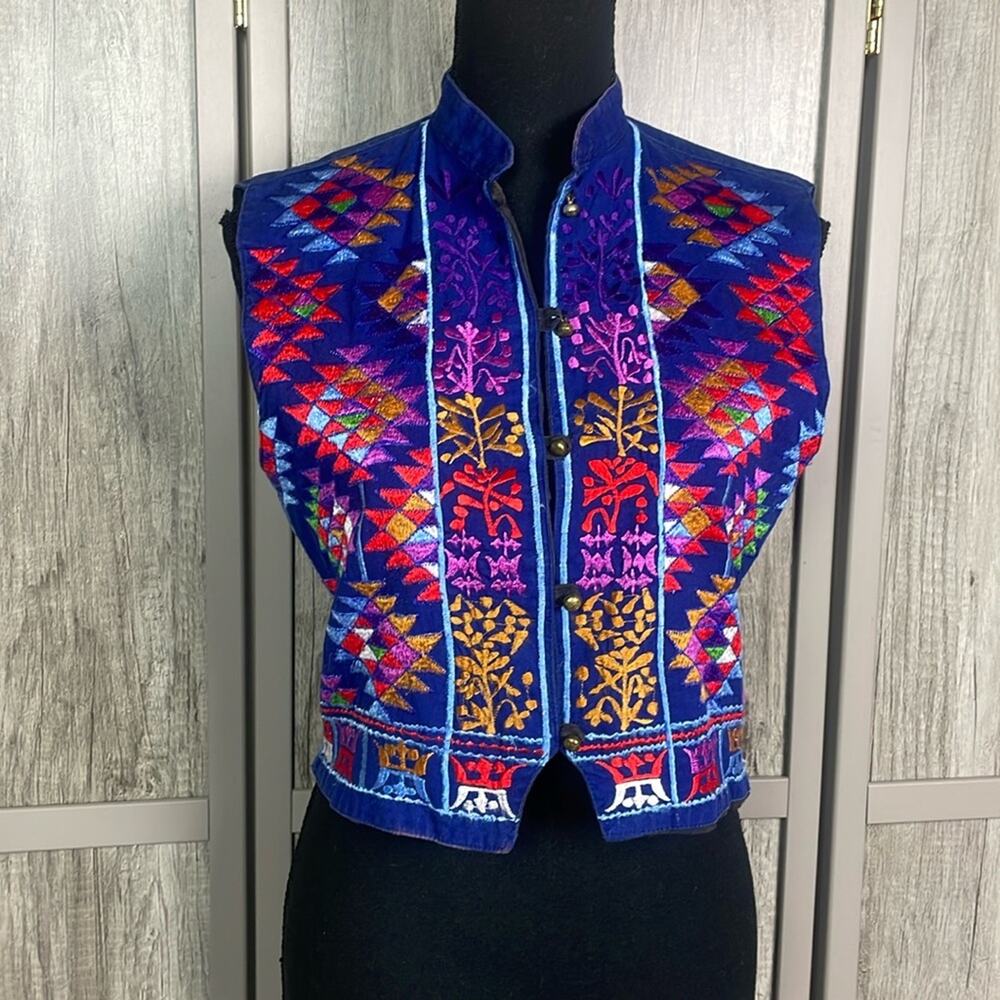 Vintage The Daily Planet Art to Wear Hand Embroidered Cropped Vest Women's M